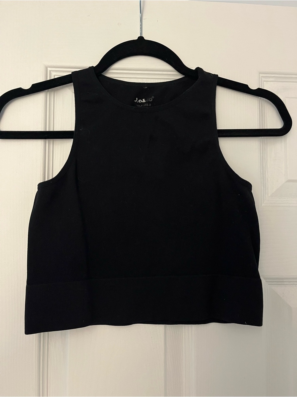 Black Ribbed Cropped Tank Top